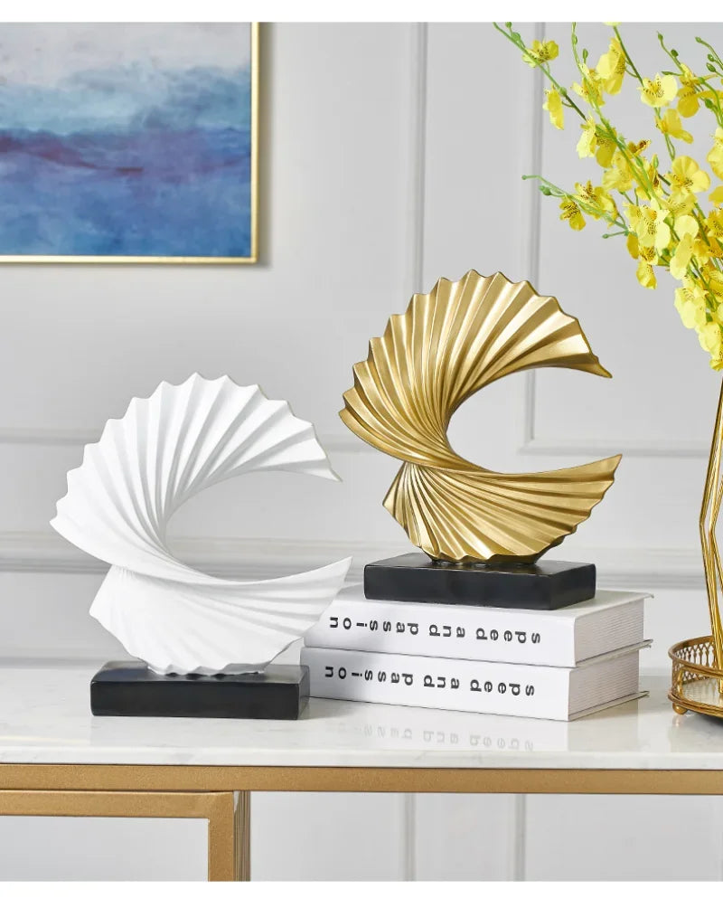 Modern Decor Abstract Sculpture Resin Sculptur Art Golden Statue