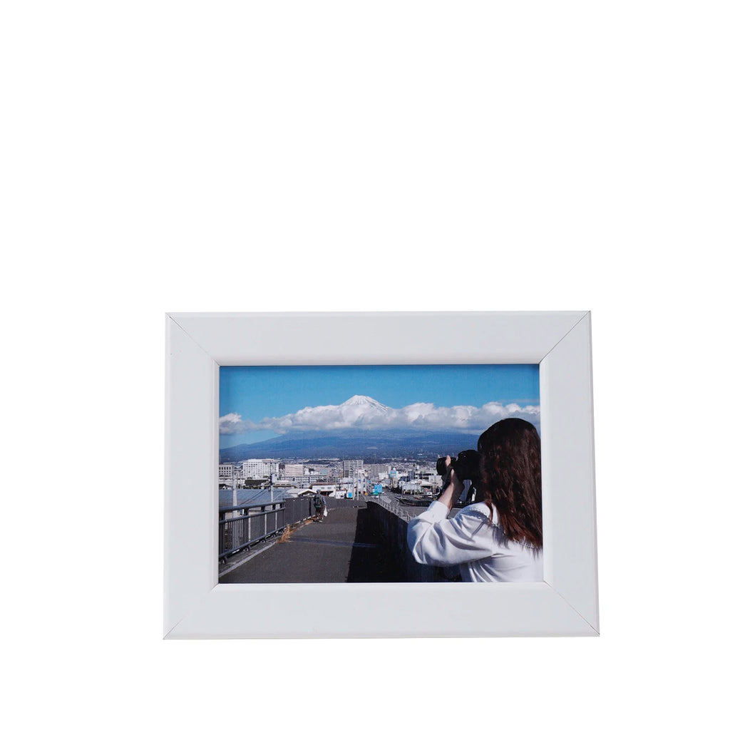 1 classic photo frame, desktop and wall photo frame, simple modern photo frame