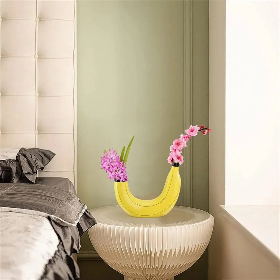 Banana Vase Resin Flower Vase Cute Banana Shape Tabletop Decorative Vase