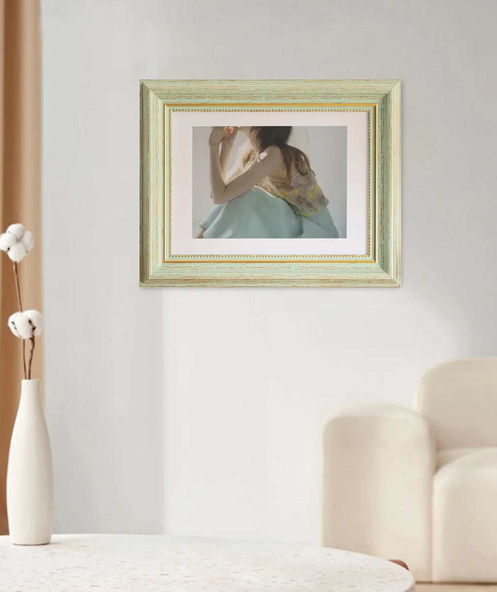 Wooden Photo Frame Stand for Kids, Picture Wall Hanging, Living Room Decor