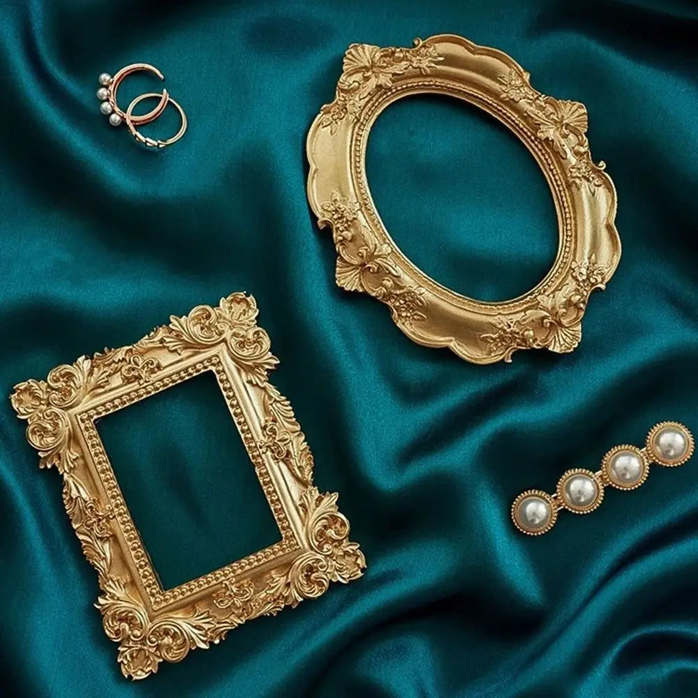 Wall Decoration Vintage Golden Retro Photo Frame